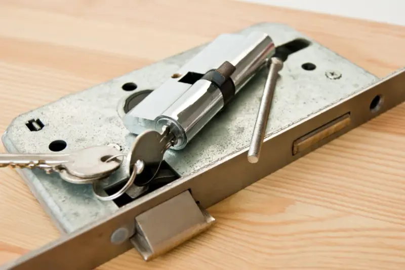 T&uuml;r&ouml;ffnung in Potsdam